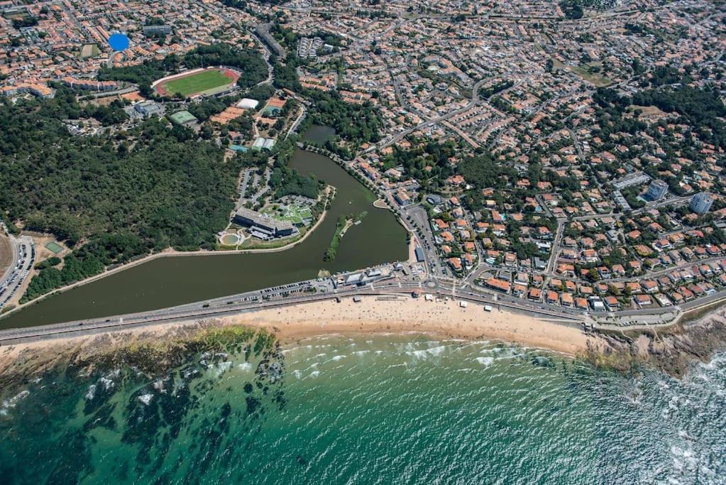 Maison 6 Pers Proche Plage De Tanchet La Pironnière Exterior foto